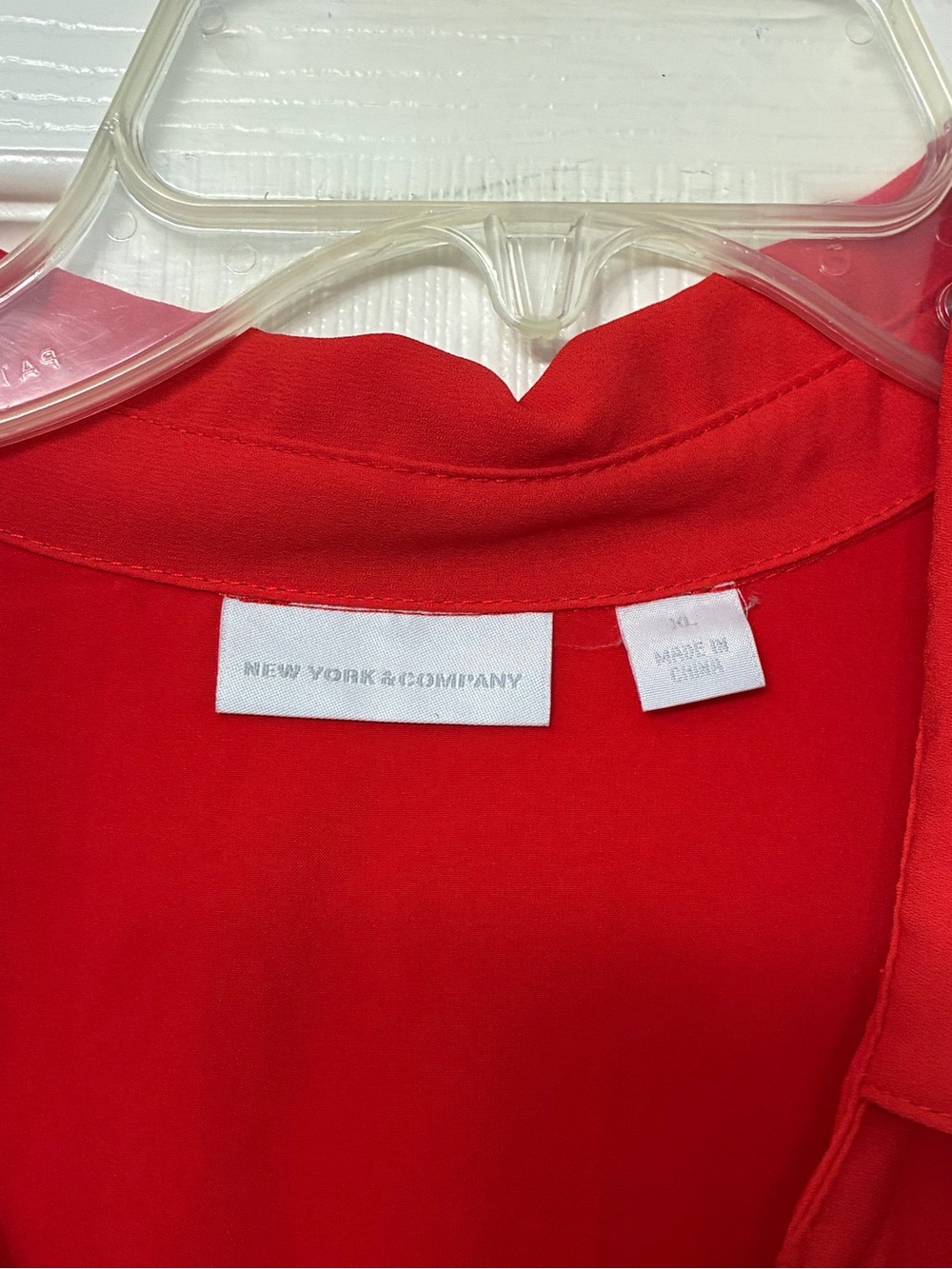 New York & Company Red V-Neck Tunic with Chest Pocket - Picture 4 of 6